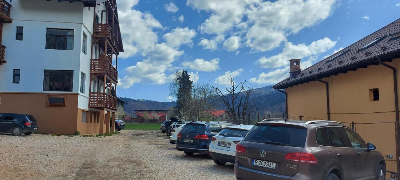 Vila Panoramic Буштені Екстер'єр фото